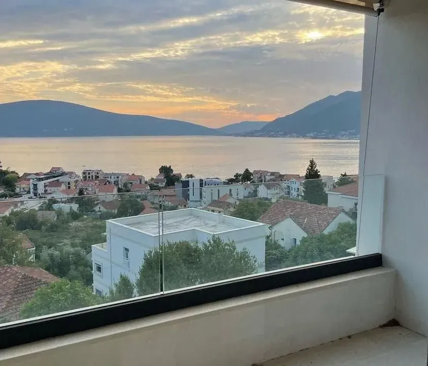 Sale, two bedroom apartment, 103m², Donja Lastva, Tivat