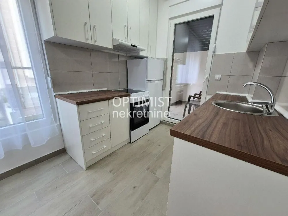 Rent, two bedroom apartment, 40m², Crveni Krst, Beograd
