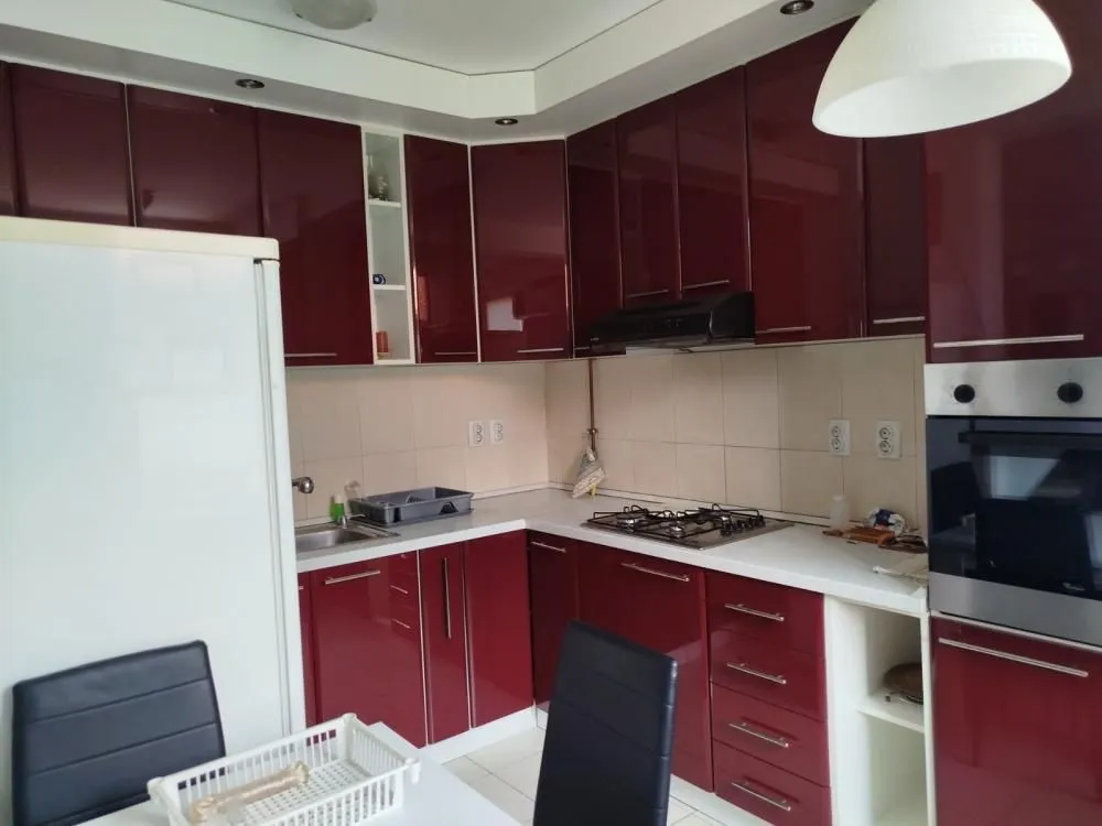 Prodaja, trosoban stan, 74m², Vojvode Vlahovica, Beograd