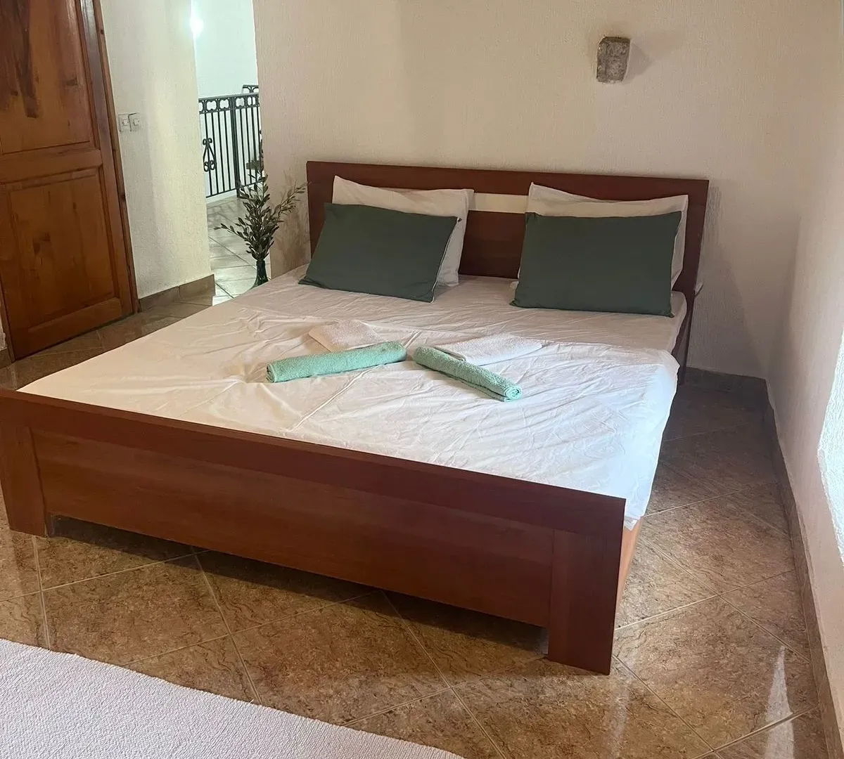 Sale, house, 300m², Reževići, Budva