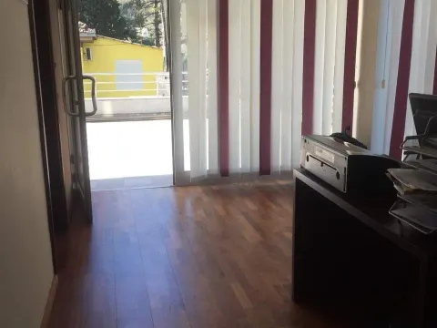 Izdavanje, poslovni prostor, 60m², Pobrežje, Podgorica - image 12