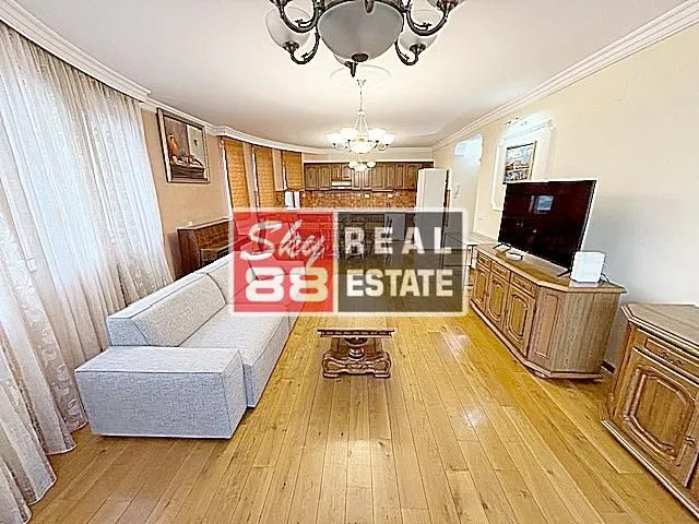 Rent, four bedroom apartment, 115m², Savski Venac, Beograd