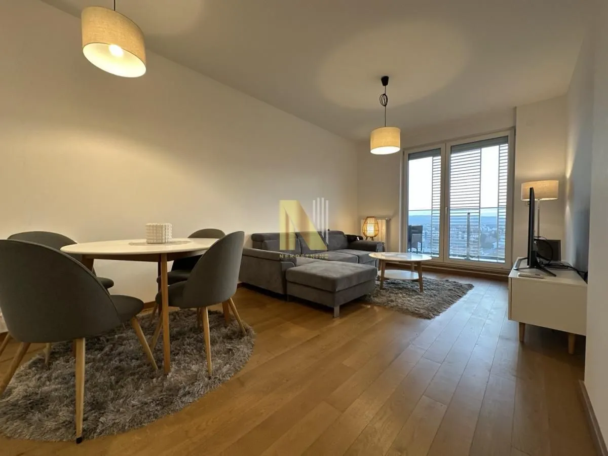 Izdavanje, jednosoban stan, 44m², Bulevar Evrope, Novi Sad Sve Podlokacije