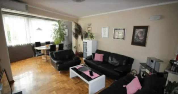 Prodaja, trosoban stan, 90m², Rozino, Budva