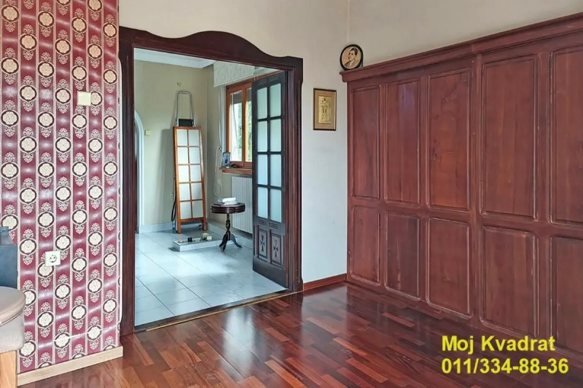 Sale, house, 200m², Banovo Brdo, Beograd