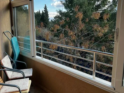 Sale, two bedroom apartment, 73m², Đenovići, Herceg Novi - image 2