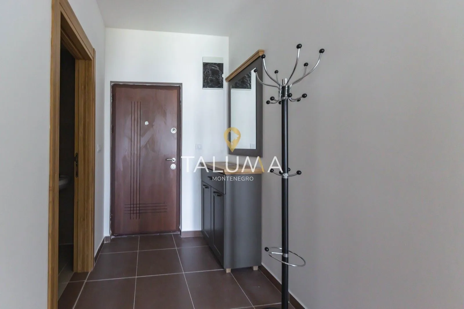 Rent, one bedroom apartment, 36m², Stari Aerodrom, Podgorica