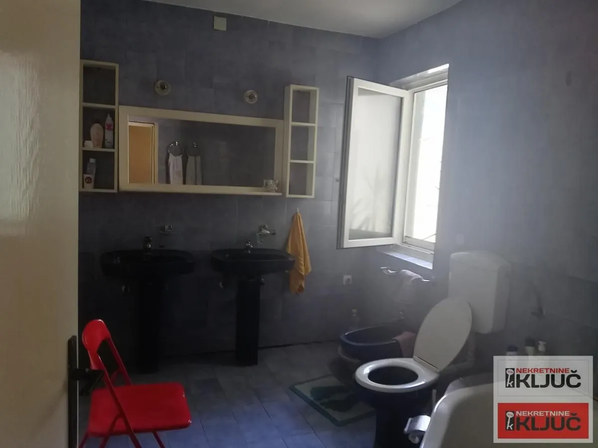 Prodaja, kuća, 101m², Sremska Kamenica, Petrovaradin