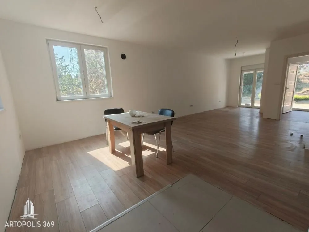 Prodaja, kuća, 140m², Kaludjerica, Grocka