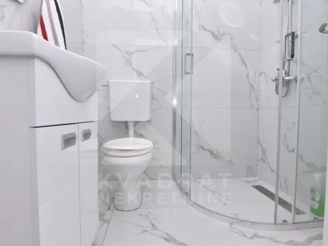 Izdavanje, kuća, 81m², Gintaš, Podgorica - image 13