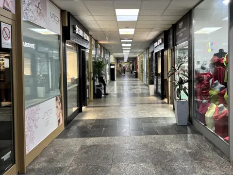 Sale, office space, 16m², Medijana, Niš