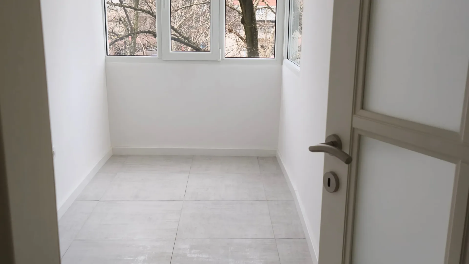 Rent, office space, 50m², Preko Morače, Podgorica