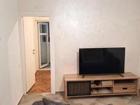 Prodaja, dvosoban stan, 52m², Centar, Tivat - image 5