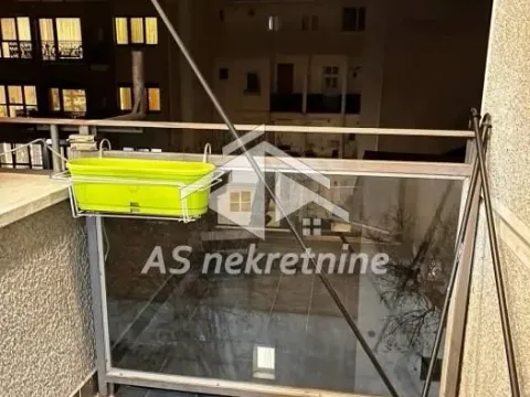 Rent, two bedroom apartment, 55m², Kalenić Pijaca, Vračar Sve Podlokacije - image 16