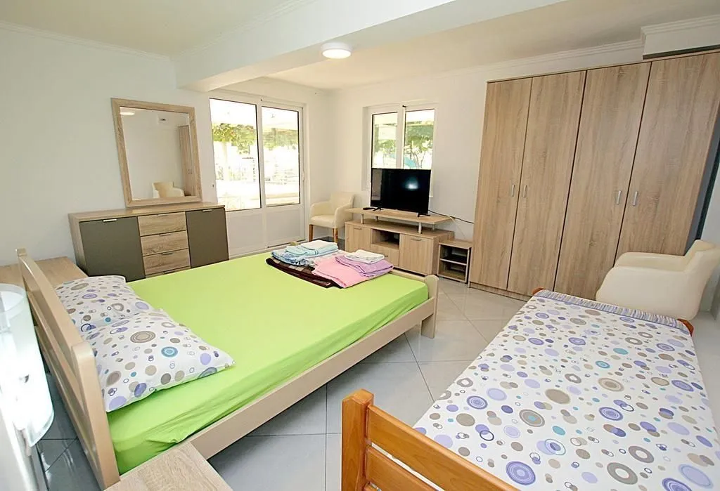 Sale, house, 170m², Reževići, Budva
