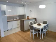 Izdavanje, trosoban stan, 80m², Stari Grad, Beograd - image 4