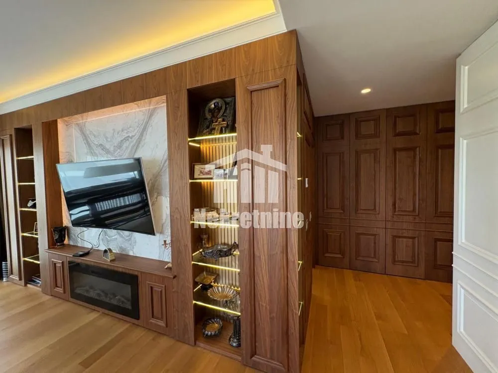 Sale, three bedroom apartment, 95m², Novi Beograd Blok 65, Novi Beograd Sve Podlokacije