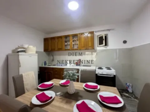 Izdavanje, dvosoban stan, 80m², Stari Bar, Bar - image 4