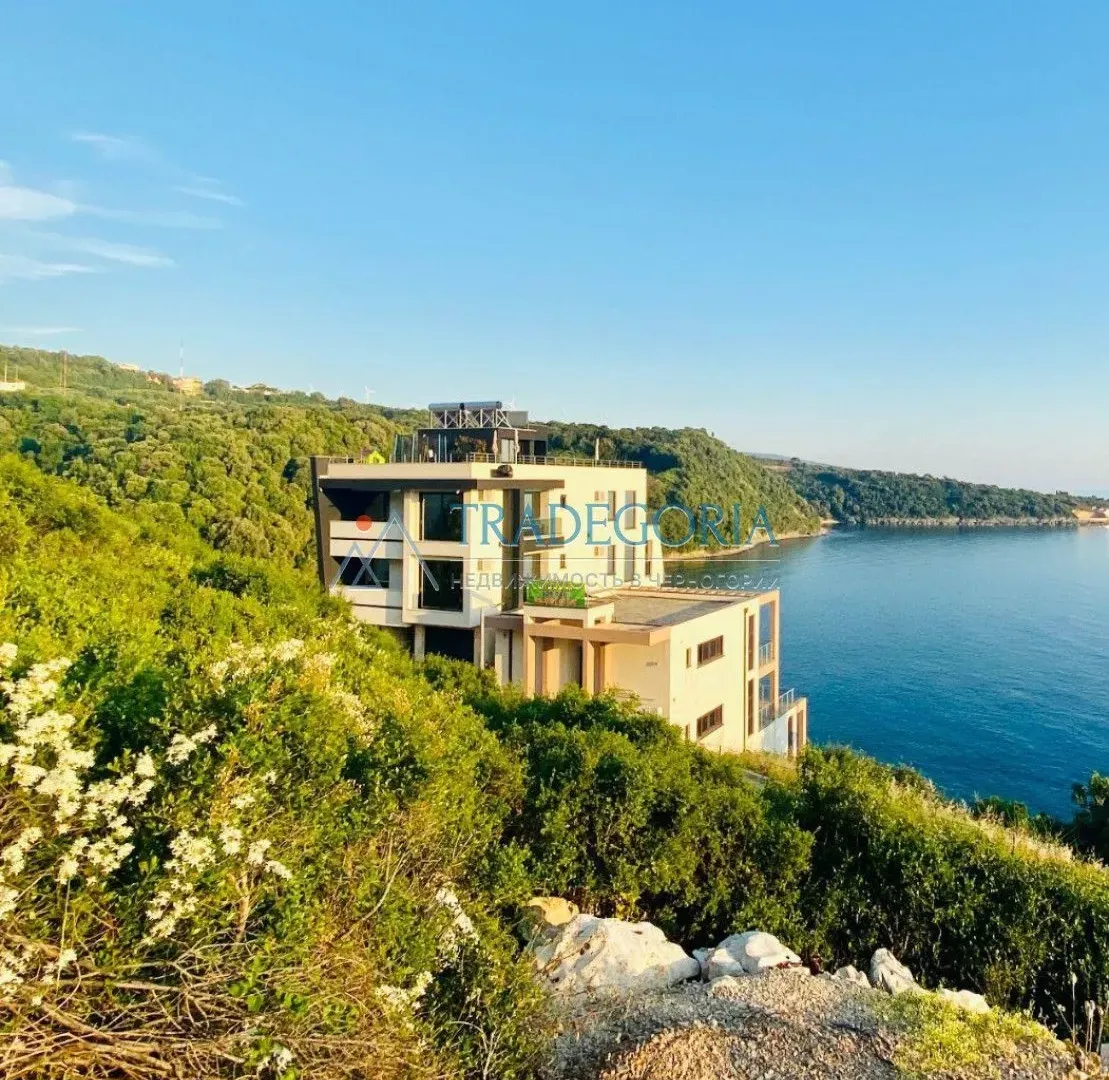 Prodaja, kuća, 450m², Dobra Voda, Bar