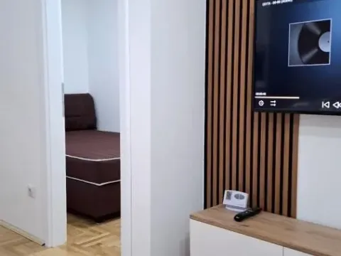 Rent, one bedroom apartment, 40m², Medijana, Niš - image 3