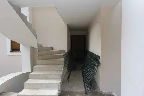 Prodaja, kuća, 460m², Budva, Crna Gora - image 18