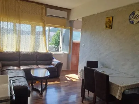 Prodaja, jednosoban stan, 42m², Centar, Nikšić - image 2