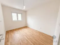 Izdavanje, jednosoban stan, 40m², Tuški Put, Podgorica - image 14