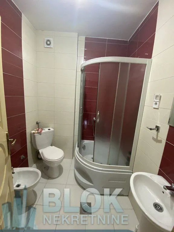 Izdavanje, dvosoban stan, 75m², Ljubović, Podgorica
