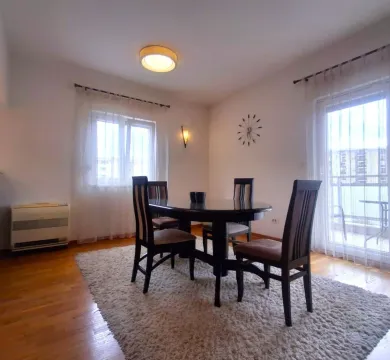 Rent, three bedroom apartment, 120m², City Kvart, Podgorica - image 4