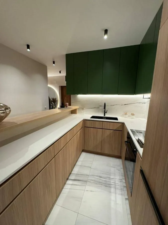 Rent, two bedroom apartment, 80m², Tivat, Crna Gora