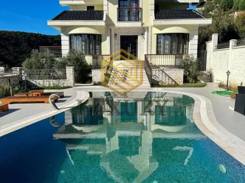 Rent, house, 400m², Markovići, Budva - image 5