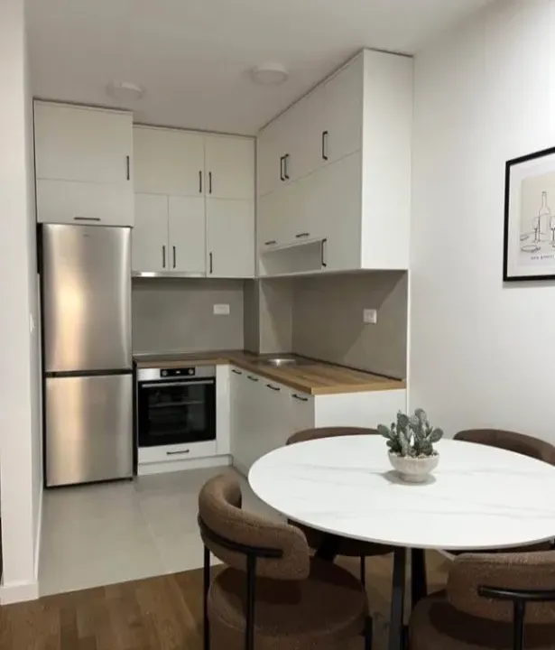 Izdavanje, jednosoban stan, 47m², Stari Aerodrom, Podgorica