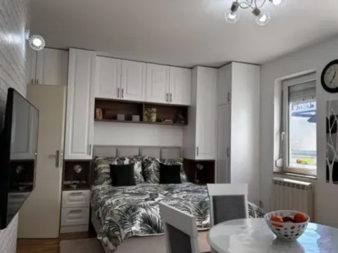 Prodaja, garsonjera, 28m², Denkova Basta, Zvezdara Sve Podlokacije - image 2