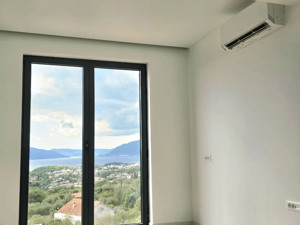 Sale, house, 130m², Kavač, Kotor