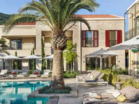 Prodaja, dvosoban stan, 199m², Herceg Novi, Crna Gora - image 2