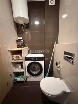 Izdavanje, jednosoban stan, 47m², Blok 6, Podgorica - image 11