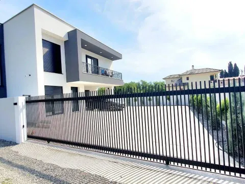 Rent, house, 190m², Tološi, Podgorica - image 3