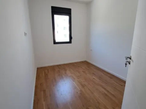 Prodaja, dvosoban stan, 64m², Tološi, Podgorica - image 6