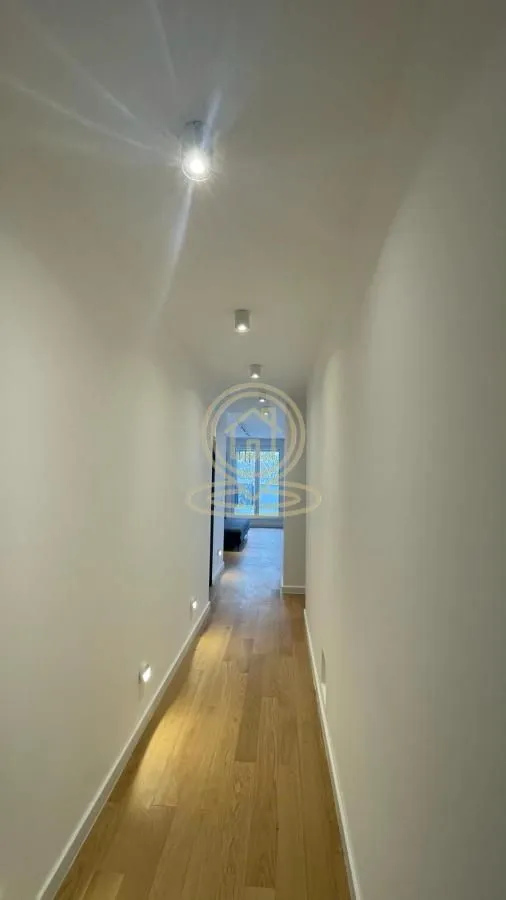 Rent, four bedroom apartment, 151m², Voždovac Sve Podlokacije, Beograd