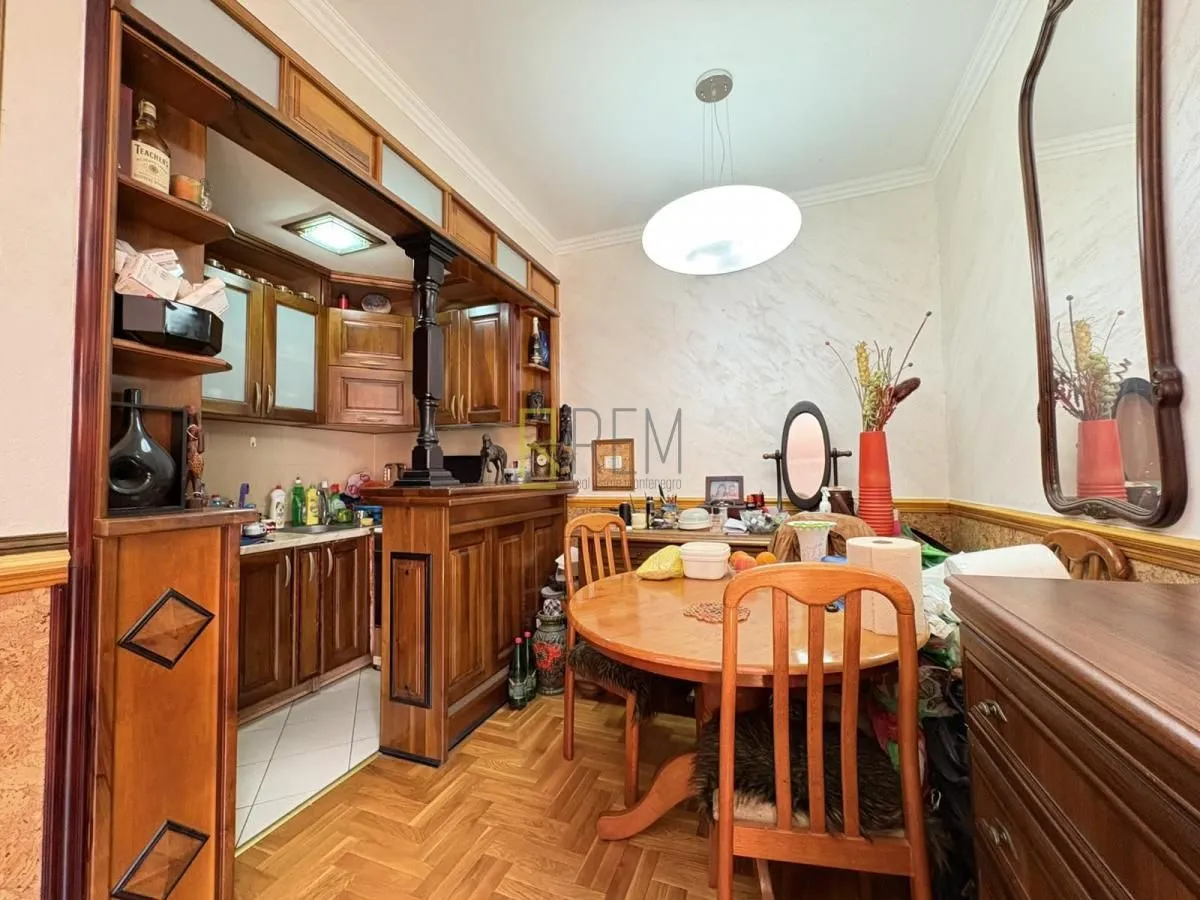 Prodaja, dvosoban stan, 64m², Pobrežje, Podgorica
