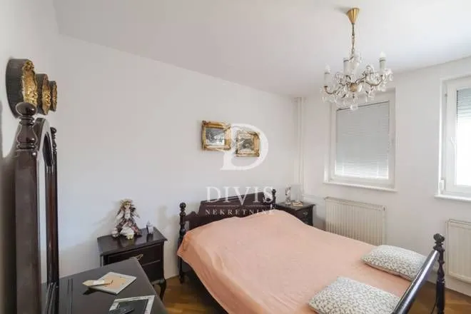 Prodaja, trosoban stan, 92m², Novi Beograd Blok 22, Novi Beograd Sve Podlokacije