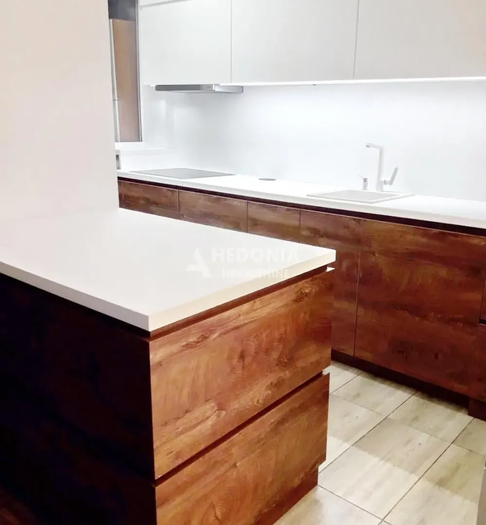 Prodaja, trosoban stan, 86m², Zvezdara Sve Podlokacije, Beograd