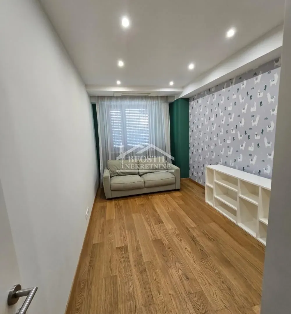 Rent, three bedroom apartment, 90m², Novi Beograd Sve Podlokacije, Beograd