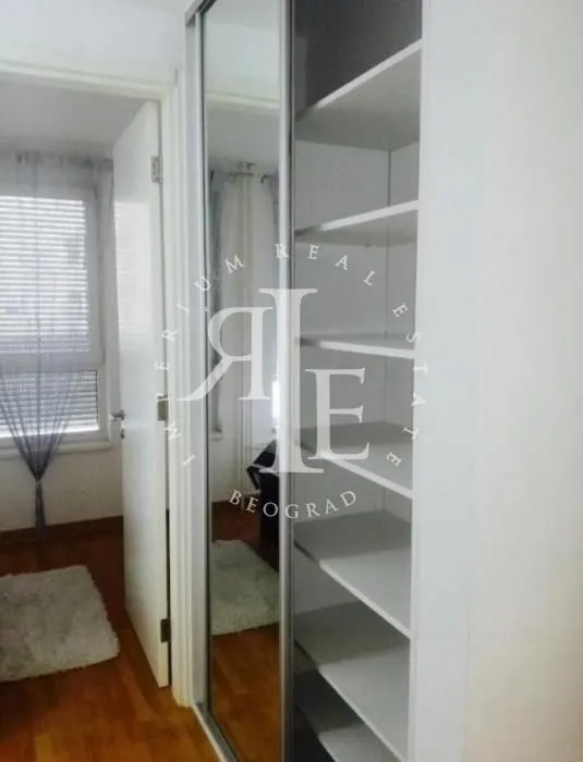 Izdavanje, stan, 47m², Novi Beograd Blok 67, Novi Beograd Sve Podlokacije