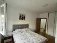 Izdavanje, dvosoban stan, 77m², Stari Aerodrom, Podgorica - image 9