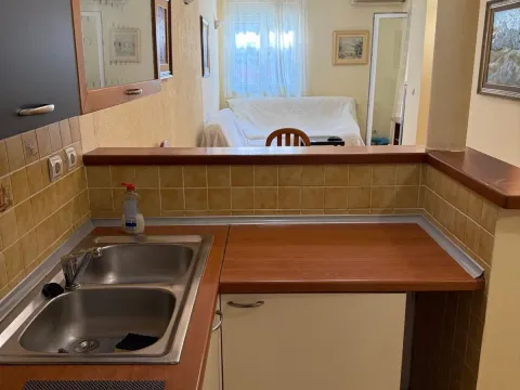 Izdavanje, dvosoban stan, 60m², Budva, Crna Gora - image 4