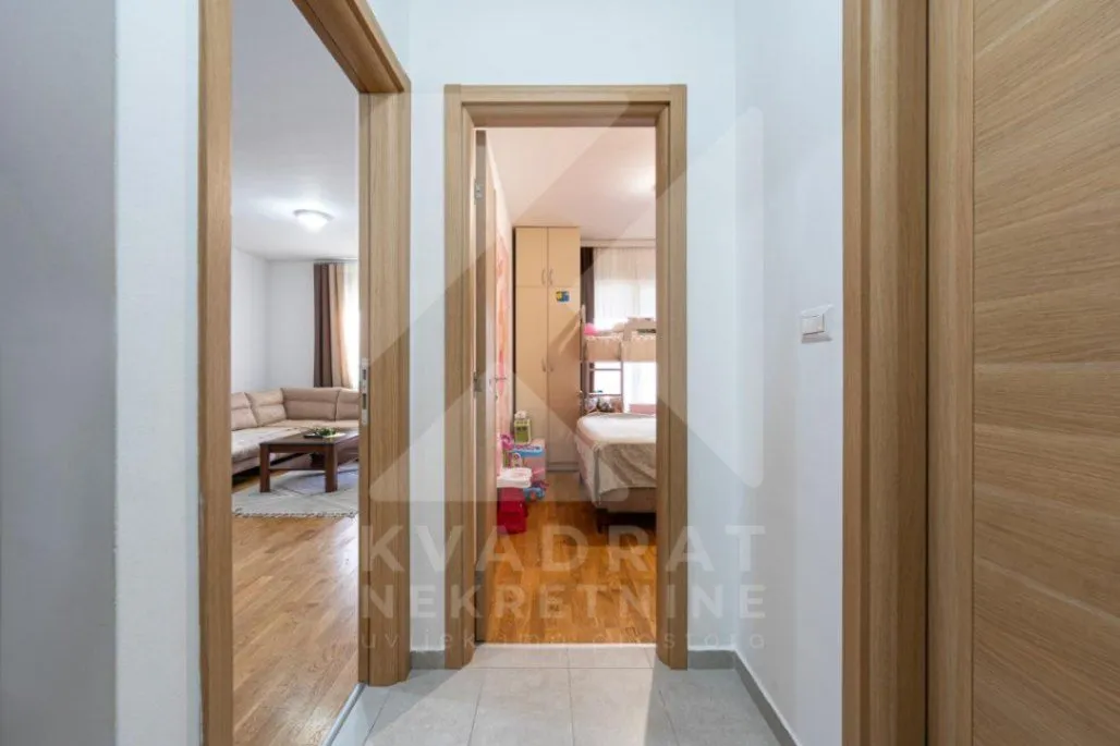 Prodaja, jednosoban stan, 45m², Stari Aerodrom, Podgorica