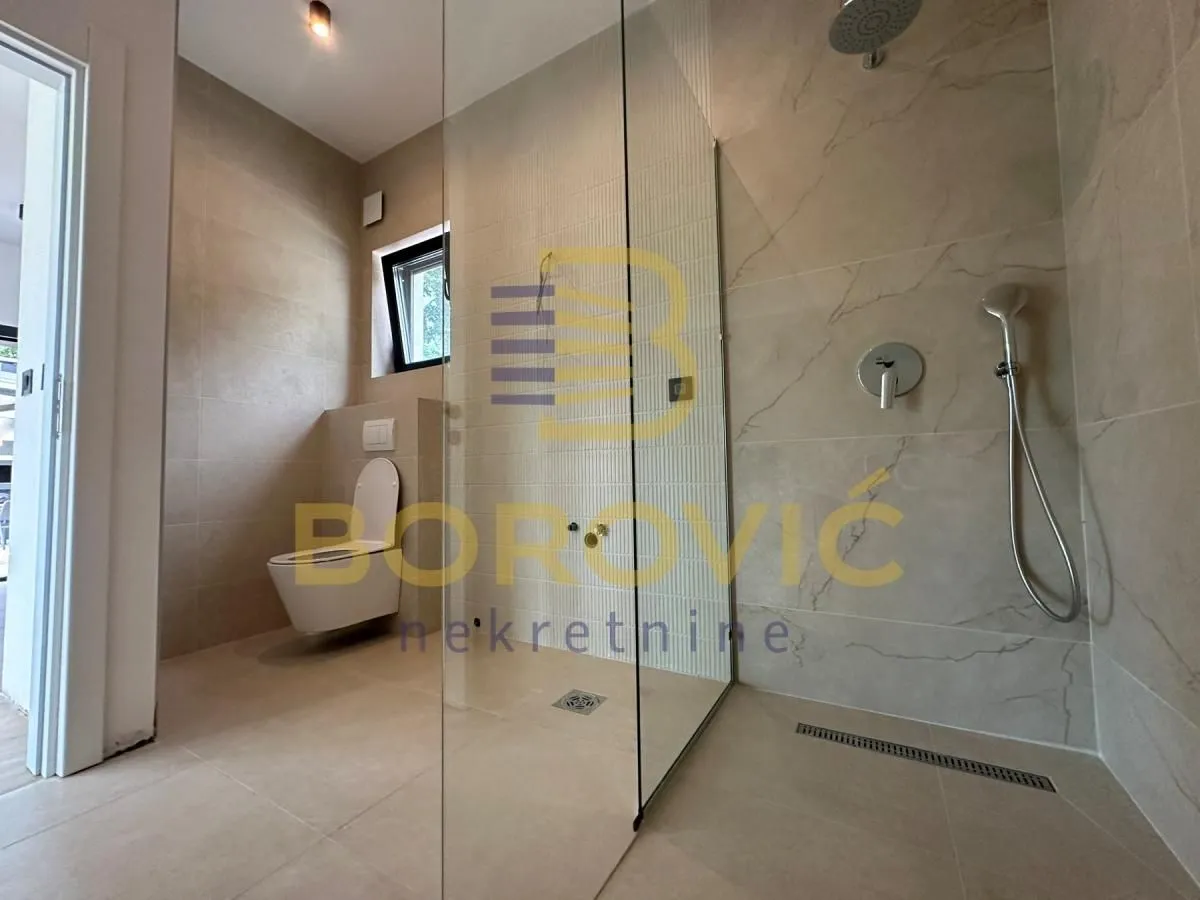 Sale, house, 105m², Stara Lipovica, Barajevo