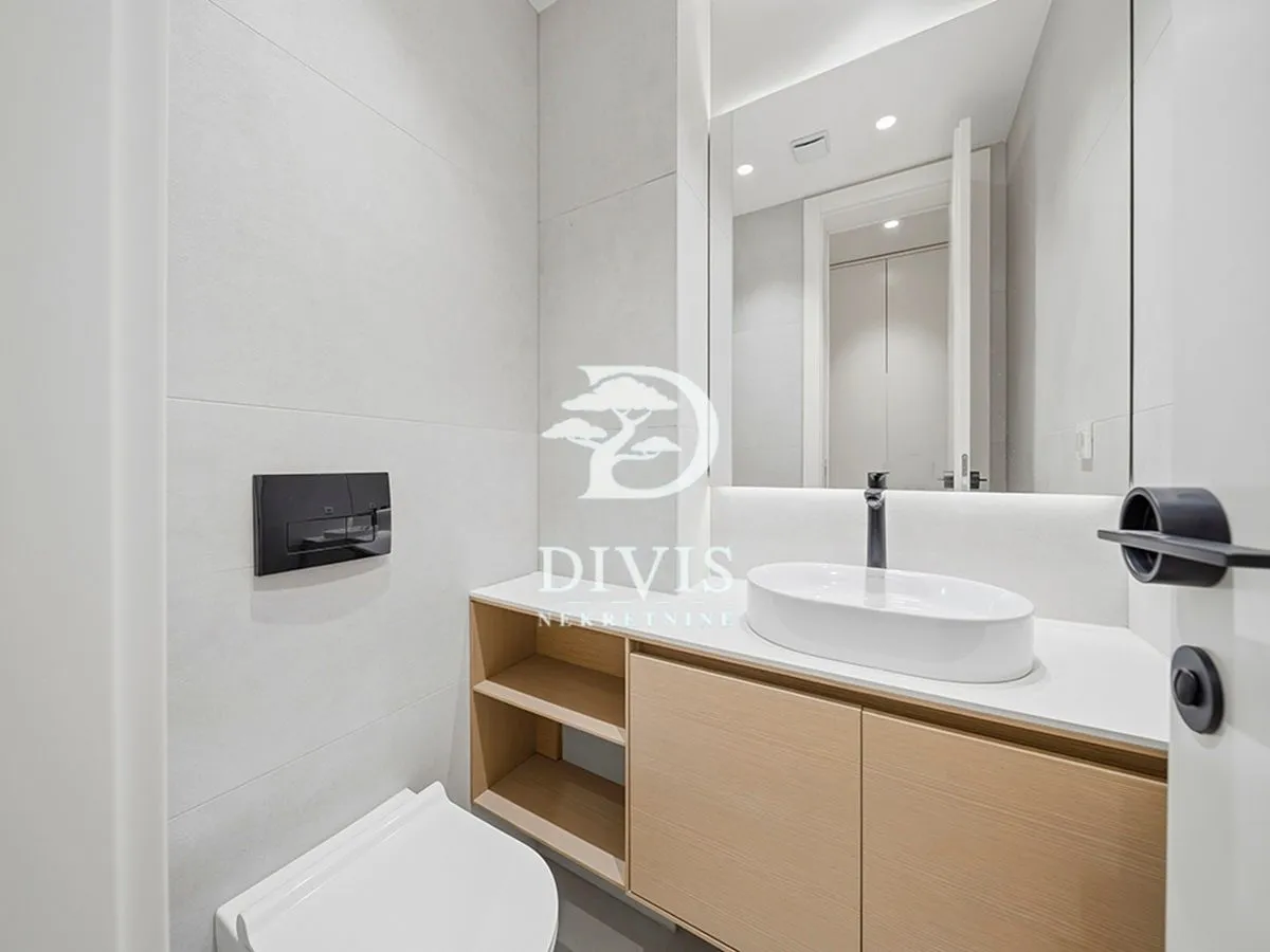 Rent, three bedroom apartment, 120m², Andrićev Venac, Beograd
