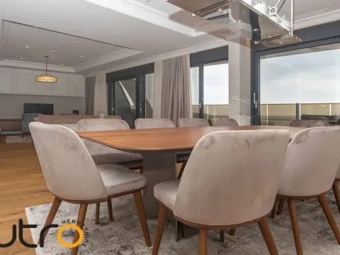 Prodaja, trosoban stan, 237m², Centar, Bar - image 8